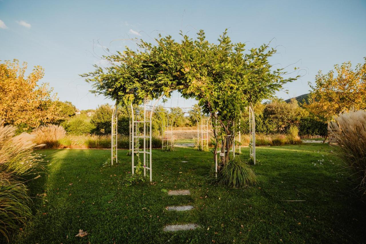 Abbazia Sette Frati Agriturismo Fratres Pietrafitta  エクステリア 写真